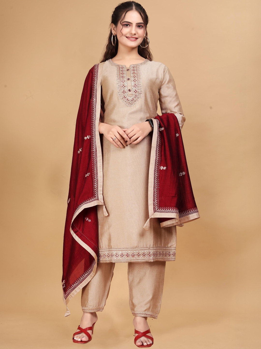P.F. INDUSTRIES Women Ethnic Motifs Embroidered Regular Thread Work Kurta with Trousers & With Dupatta