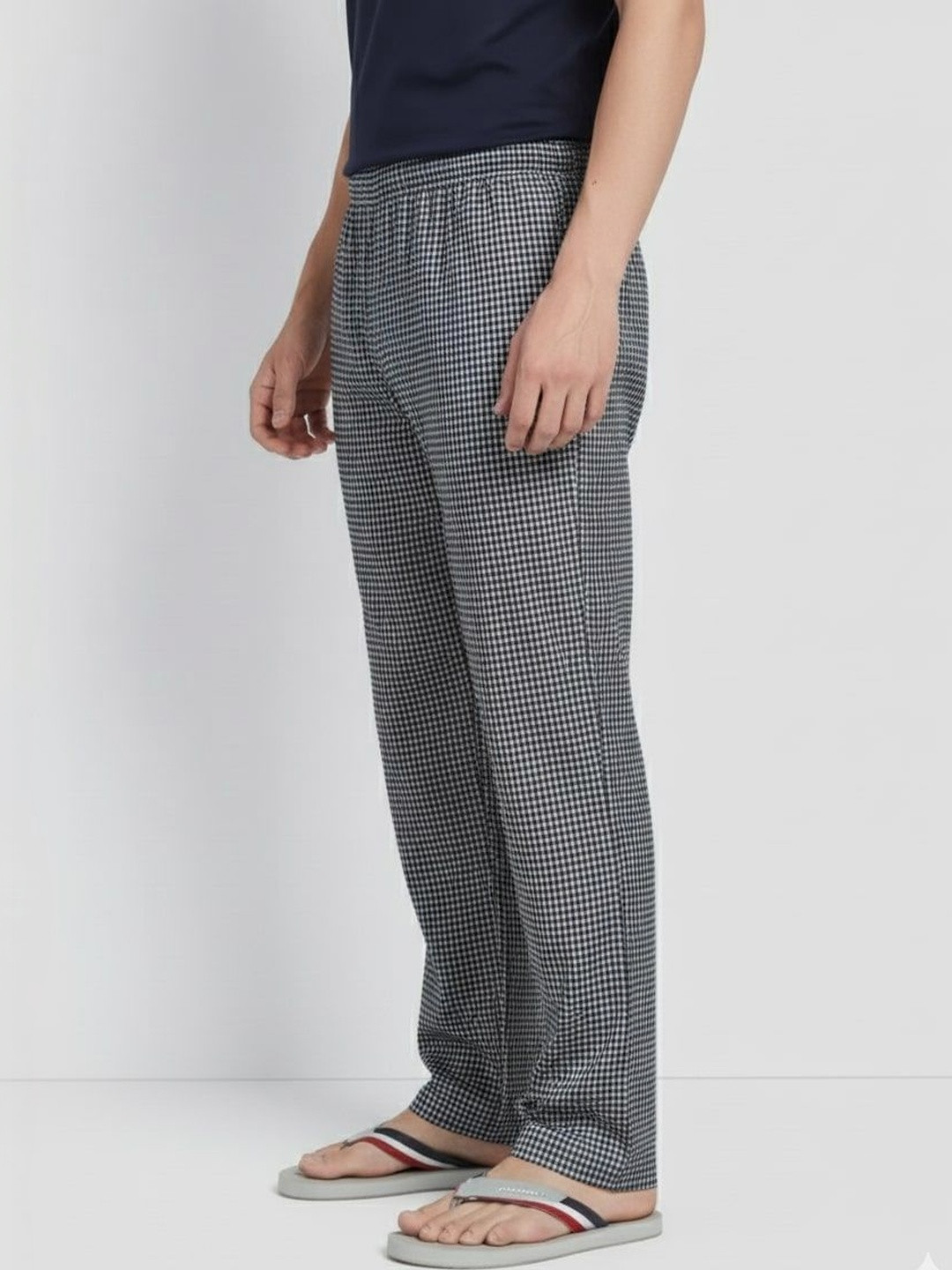 DIGITAL SHOPEE Men Checked Cotton Mid-Rise Inner Elastic Lounge Pants