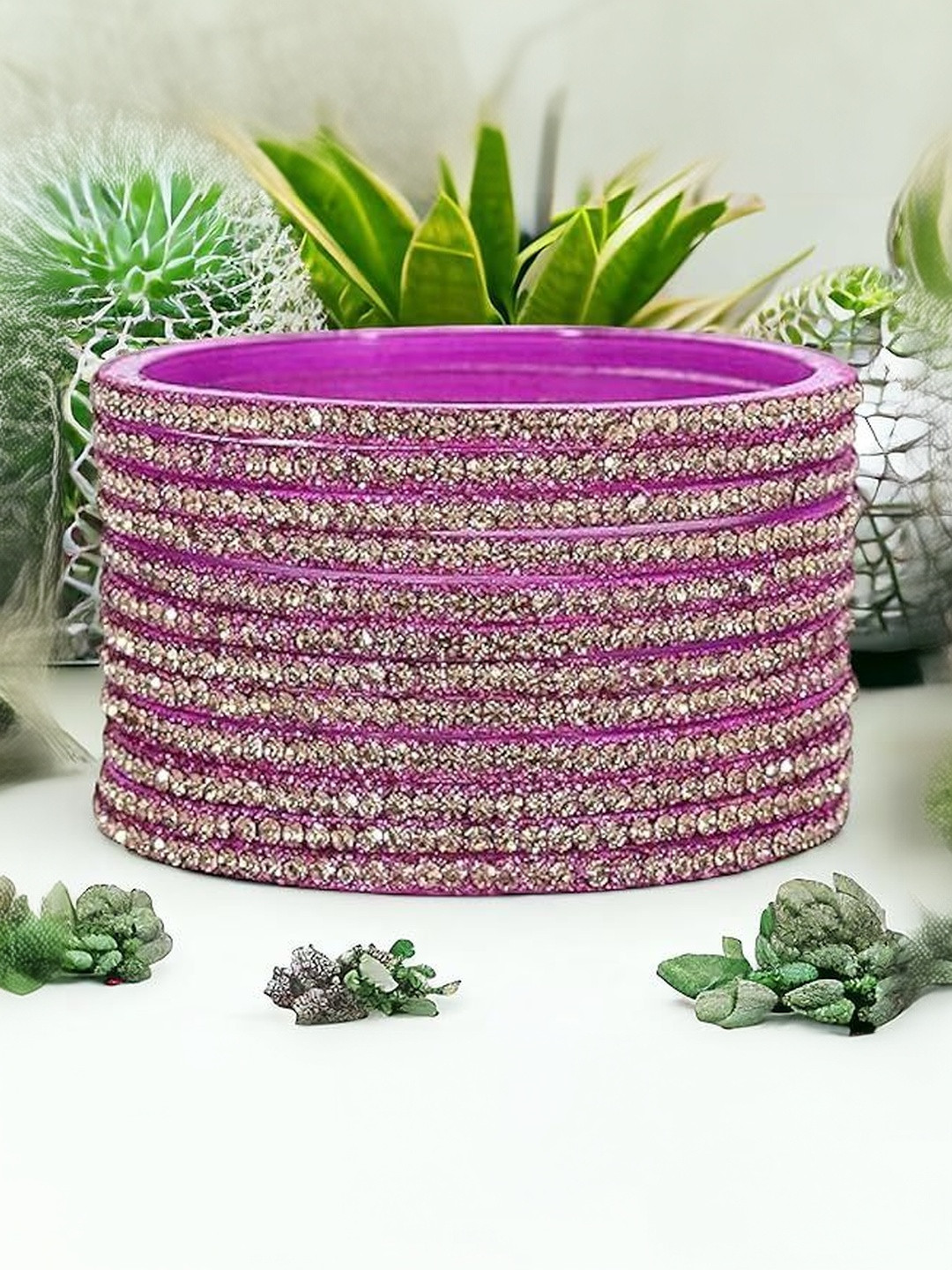 SD Star Magenta Glass Artificial Stones & Beads Bangle