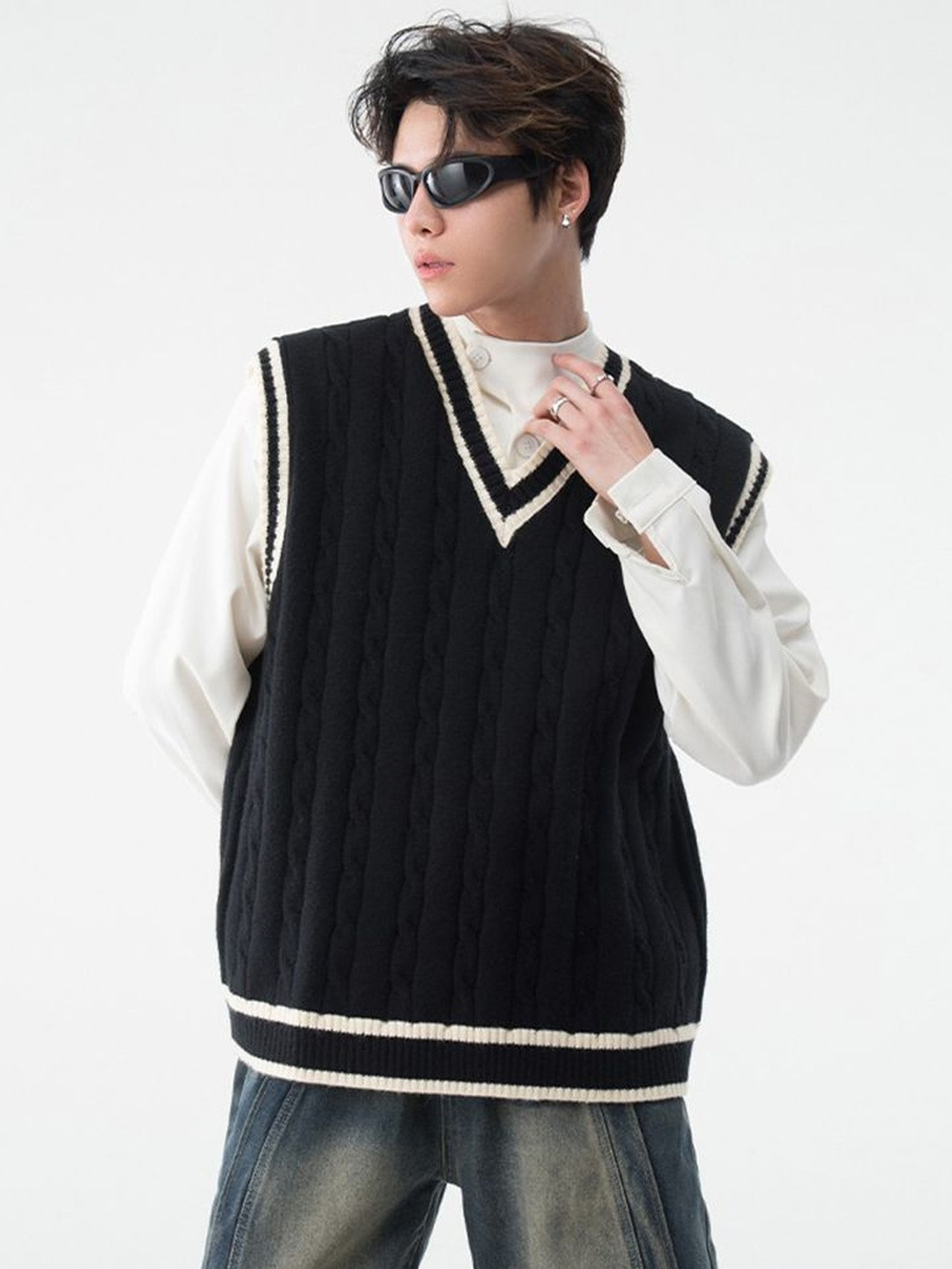 StyleCast x Revolte Men Sweater Vest