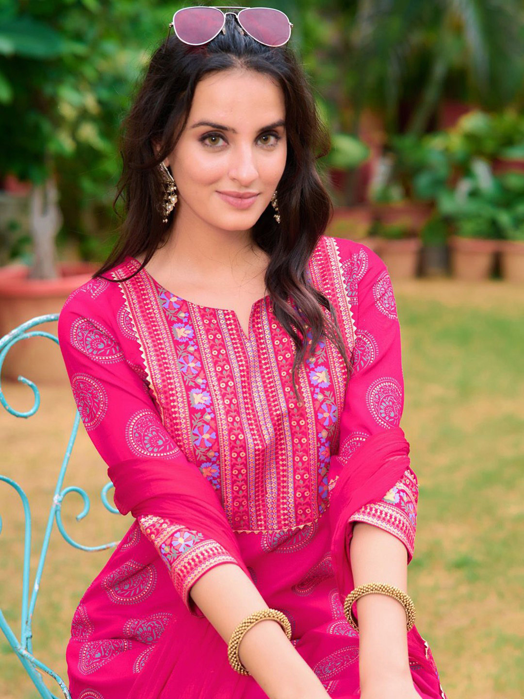 QUEENSFAB Women Ethnic Motifs Printed Regular Thread Work Kurta with Trousers & With Dupatta