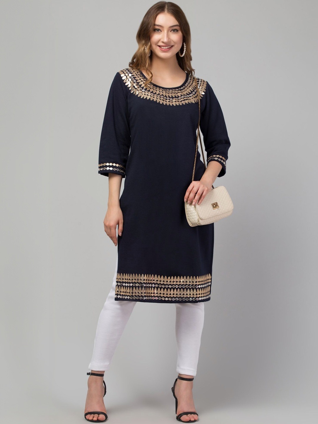 CROWN KING GARMENTS Women Embroidered Woollen Kurta
