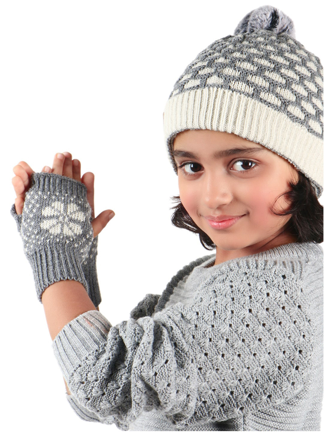 Bharatasya Kids Grey Pattern Acrylic Knitted Christmas Winter Gloves