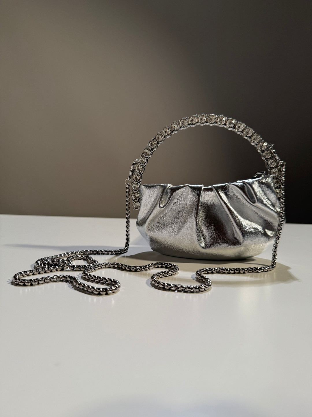 WESTORIA V Textured Handheld Bag