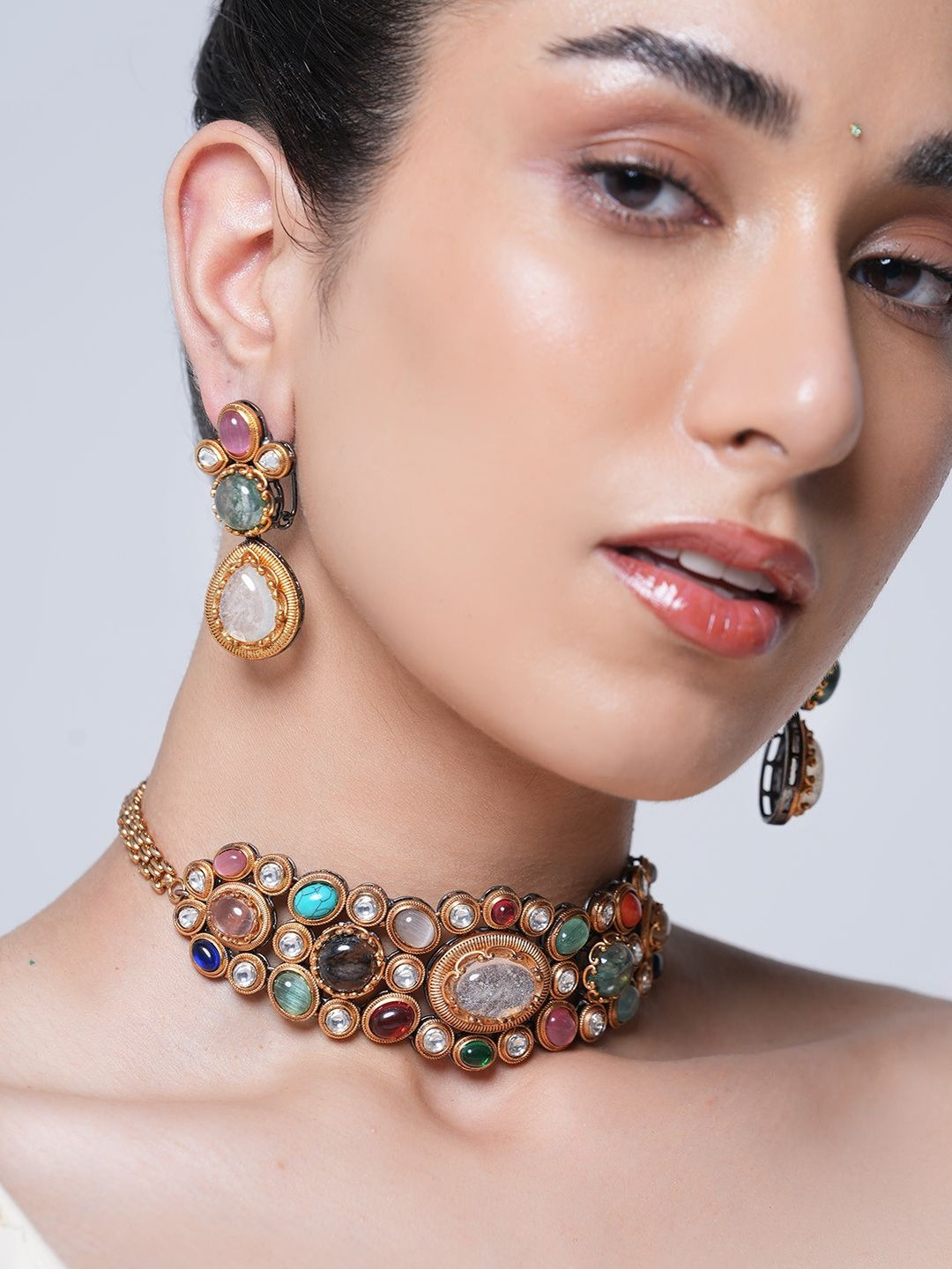 CAO Jewellery Brass Navratan Choker