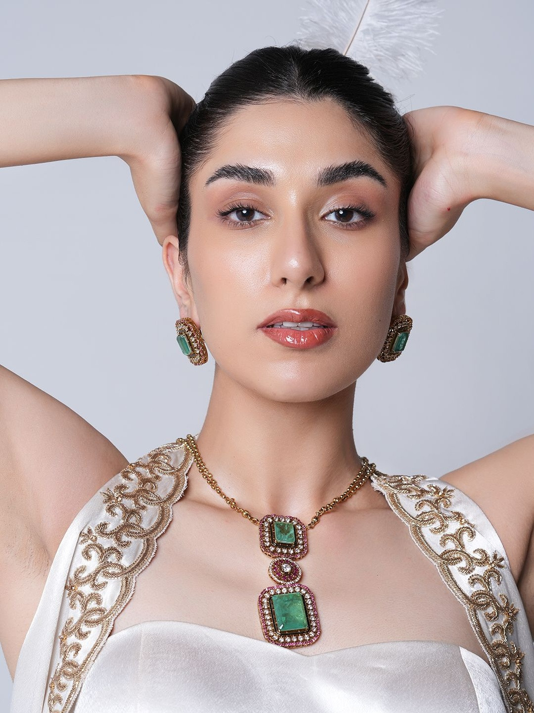 CAO Jewellery Women Green Doublet Sleek Necklace