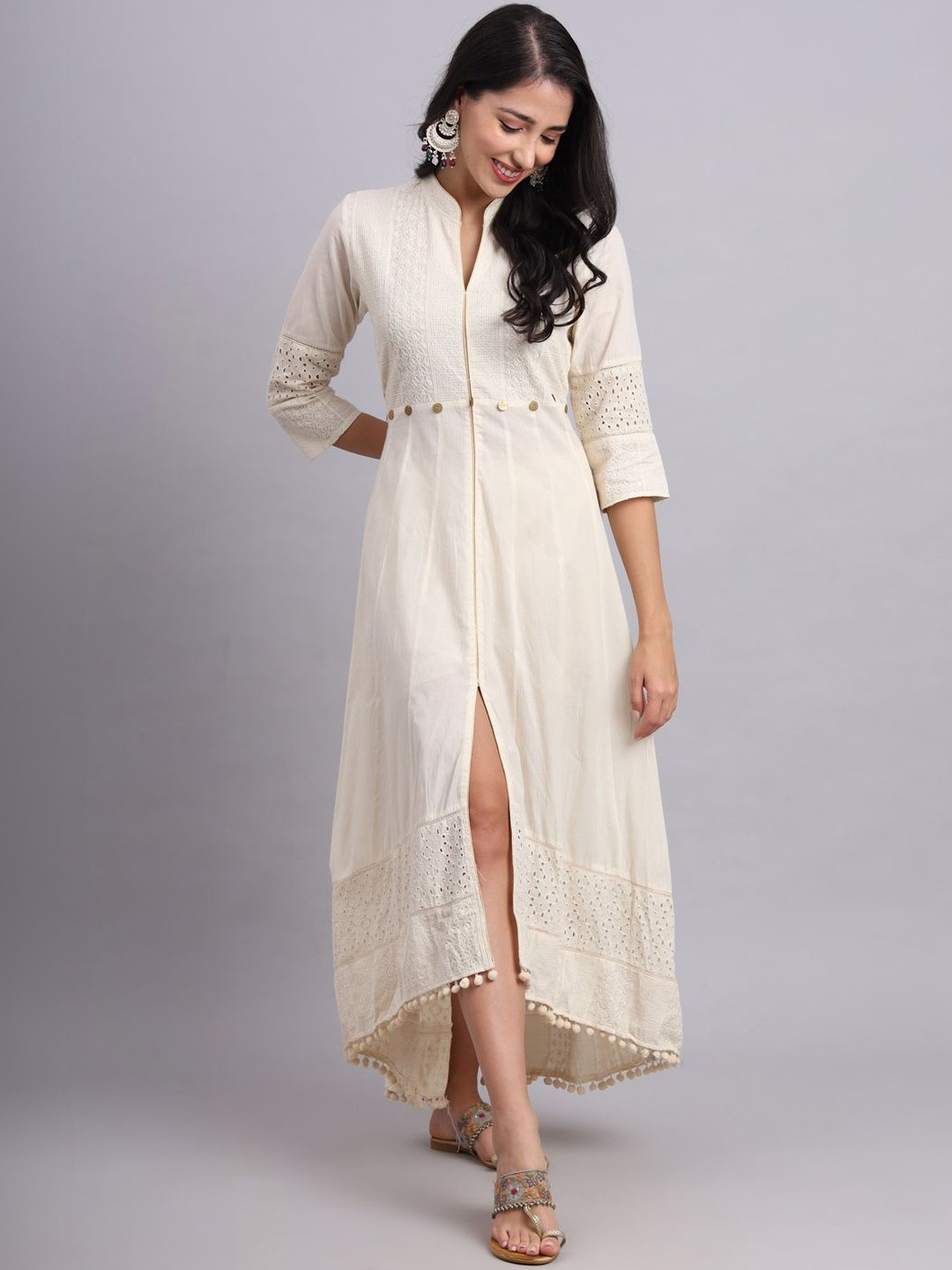 SABIYAFASHION Women Floral Embroidered Thread Work Floral Kurta