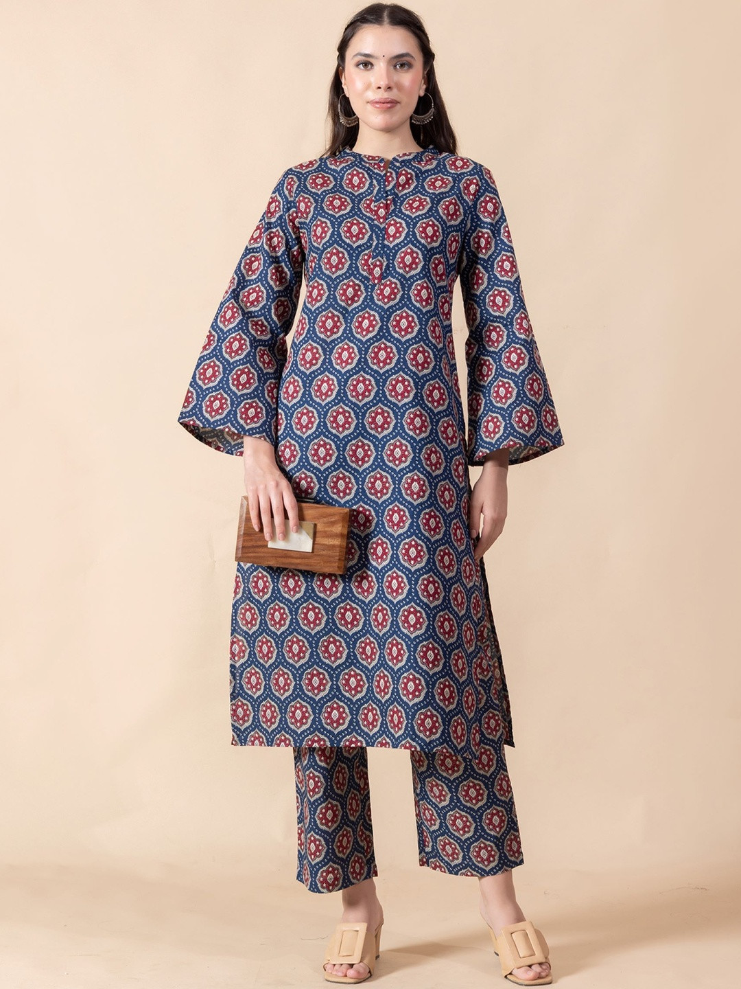 Madhuni Women Ethnic Motifs Printed Regular Pure Cotton Kurta with Trousers
