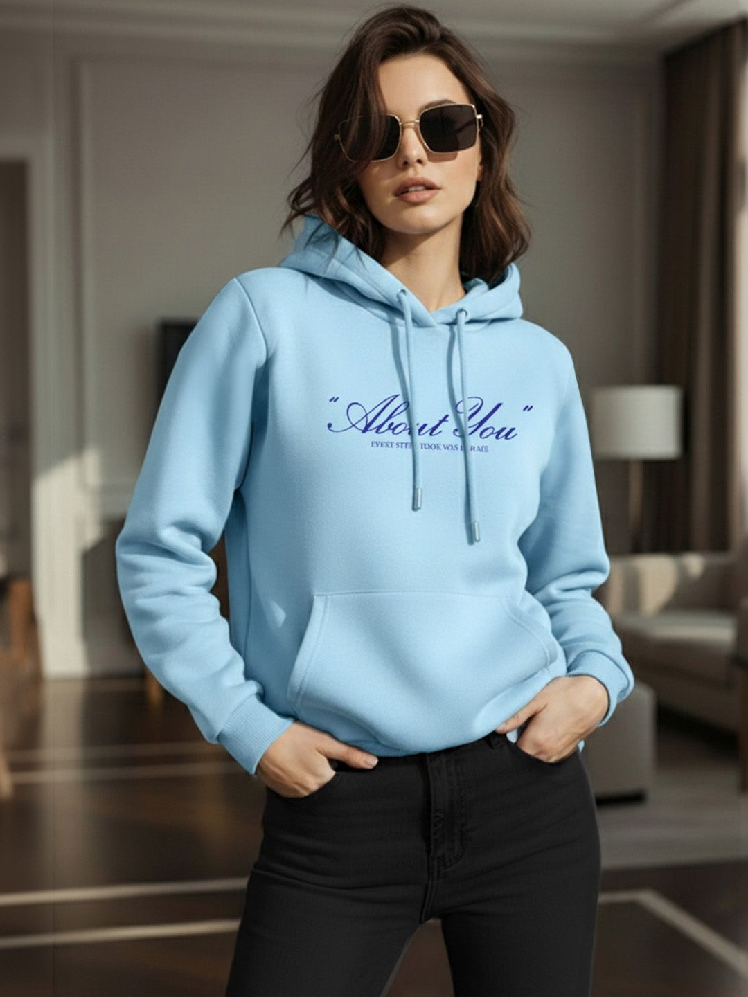 JUNEBERRY Women Printed Hooded Sweatshirt
