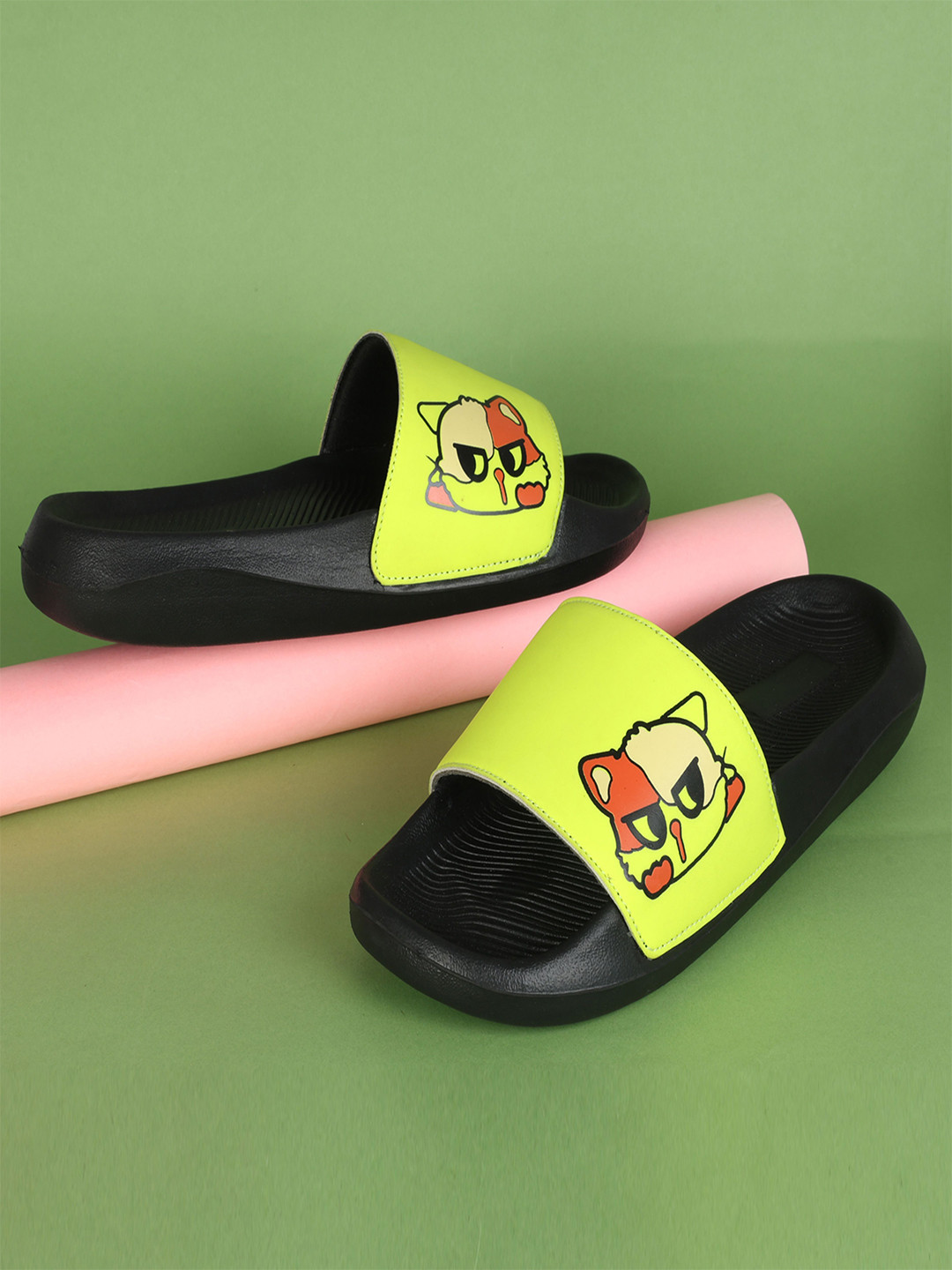 Q TICK Men Printed Rubber Sliders