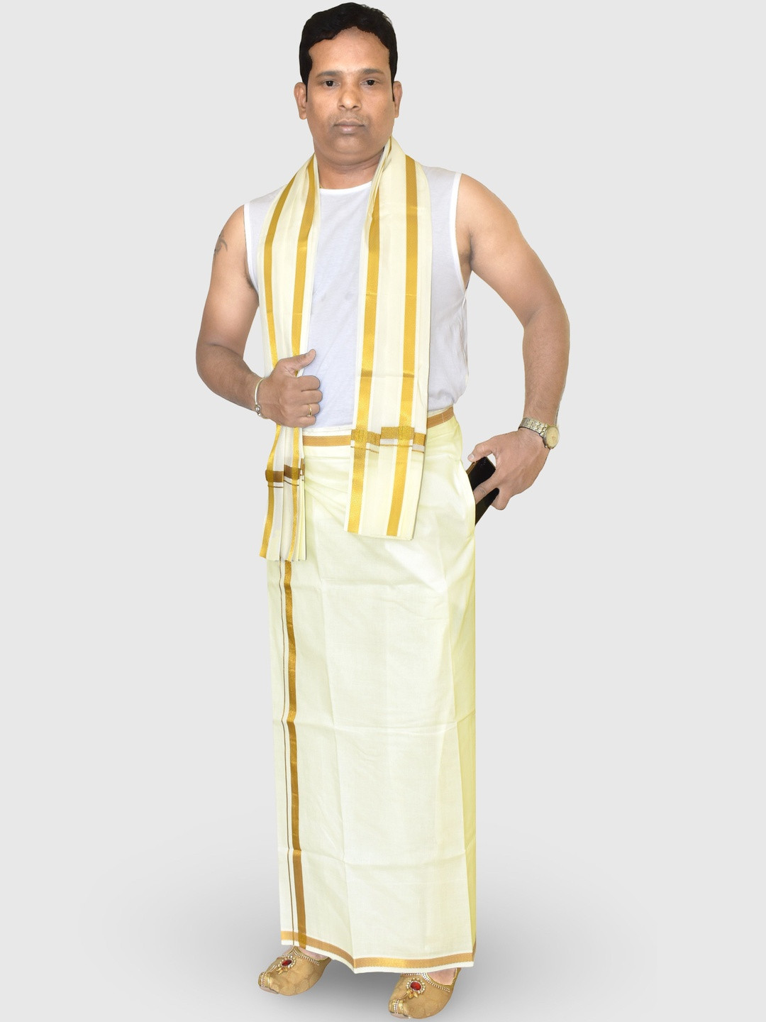TUNI MANI Men Cotton Welcro Pocket Dhoti & Towel