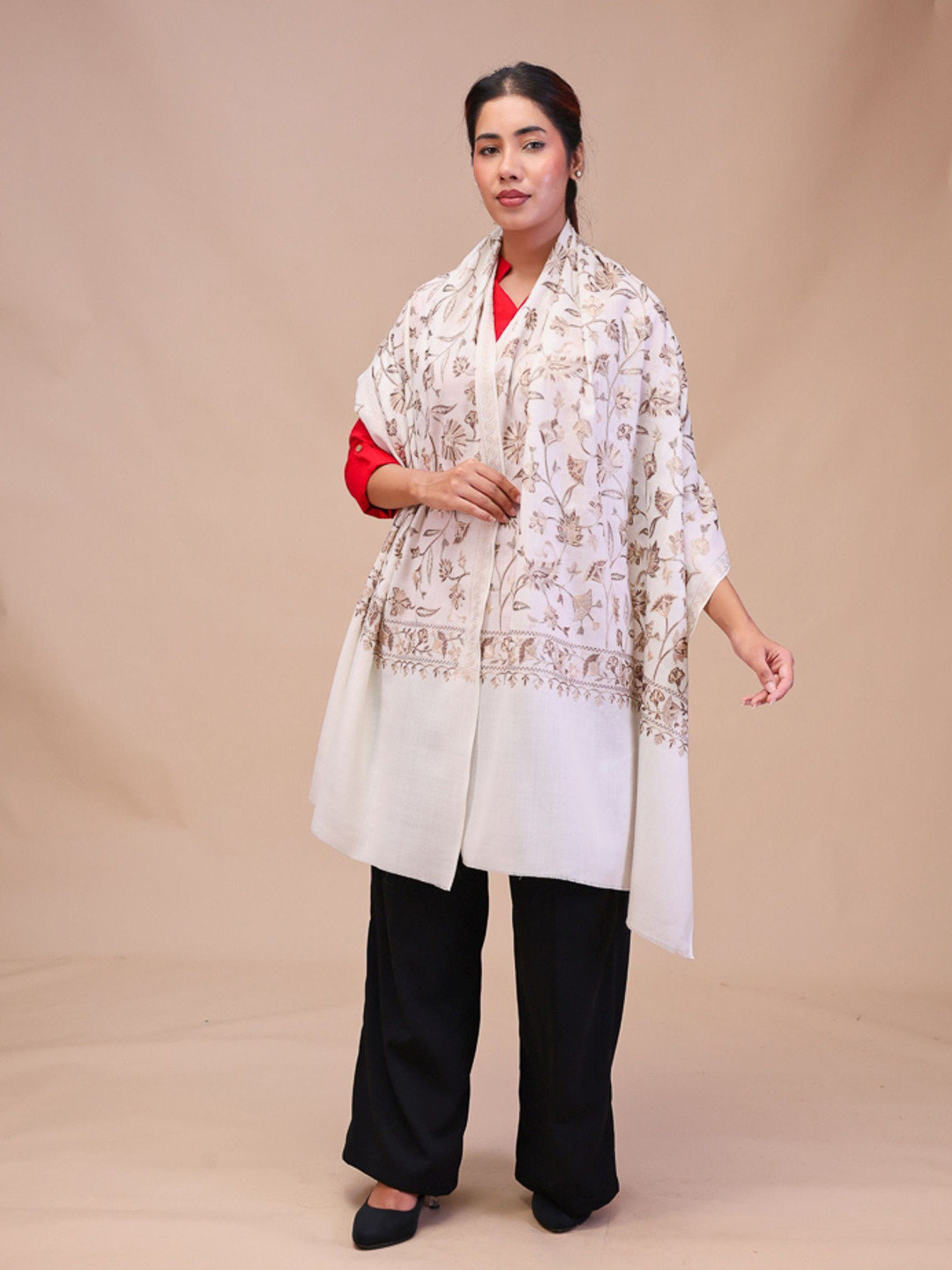 Moda Rapido Women Aari Embroidered Wool Scarf