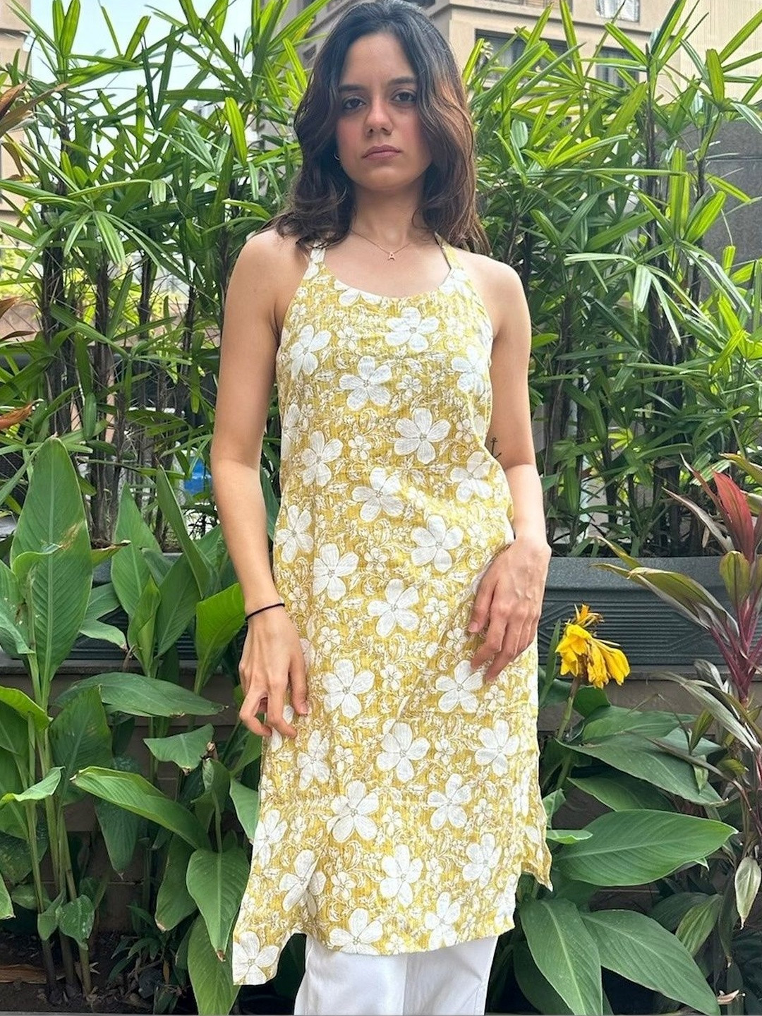 Avataraa Women Floral Printed Halter Neck Pure Cotton Katha Emroidery Straight Kurti