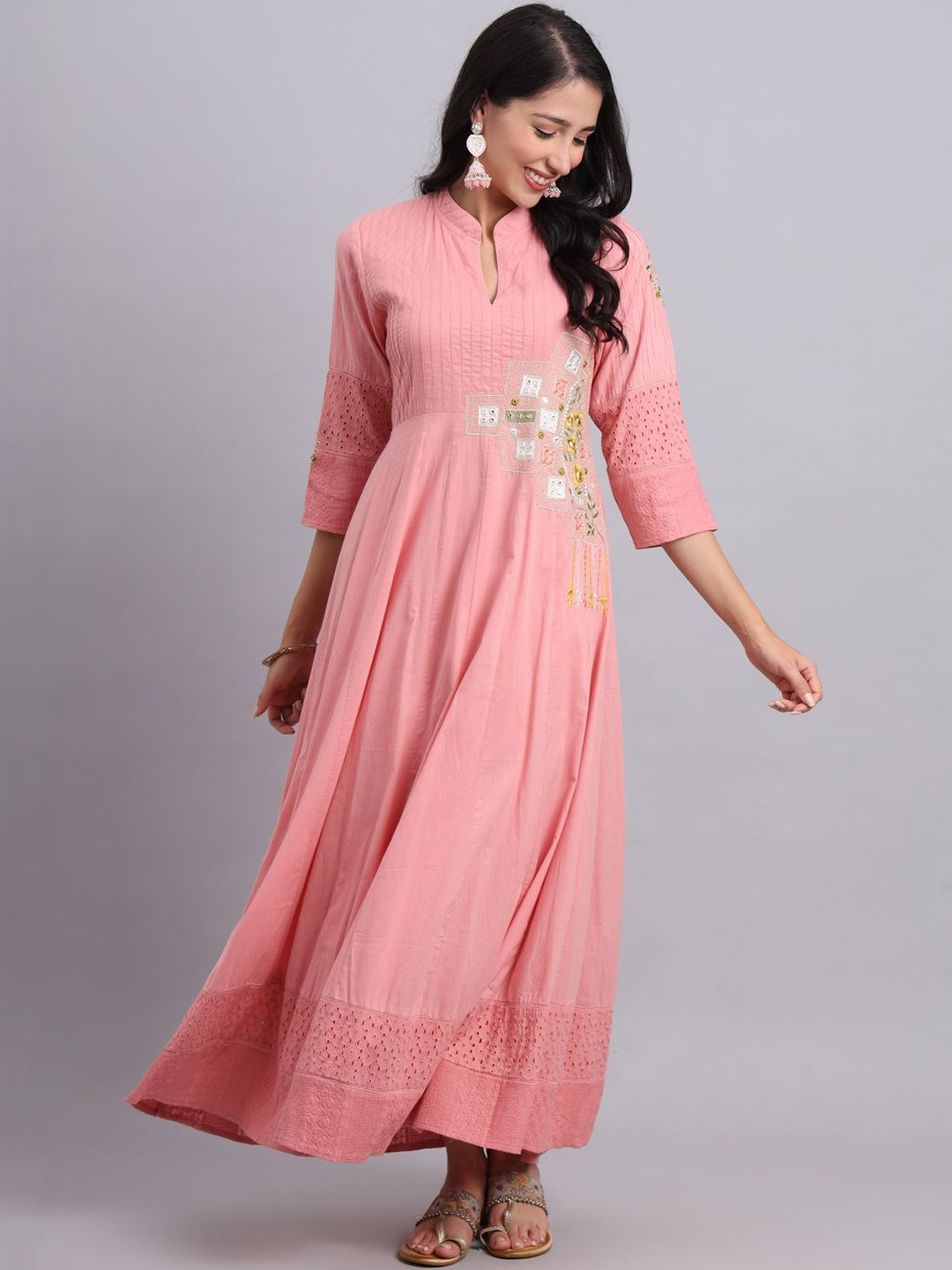 BeshaStudio Palace Women Floral Embroidered Floral Anarkali Kurta