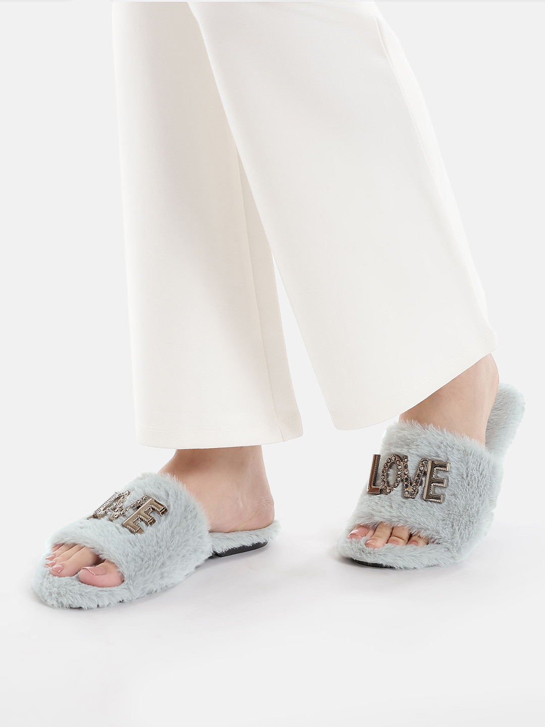 ZORI WORLD Women Fuzzy Open Toe Flats With Metallic Detail