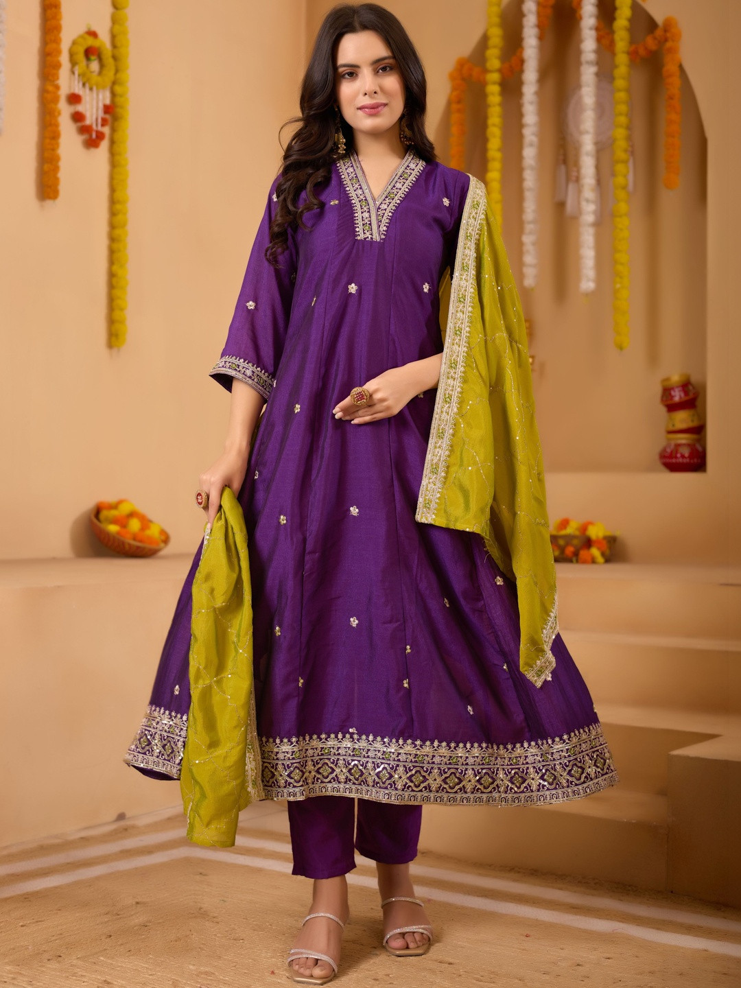 Omicron Fab Women Ethnic Motifs Embroidered Panelled Thread Work Kurta with Trousers & With Dupatta