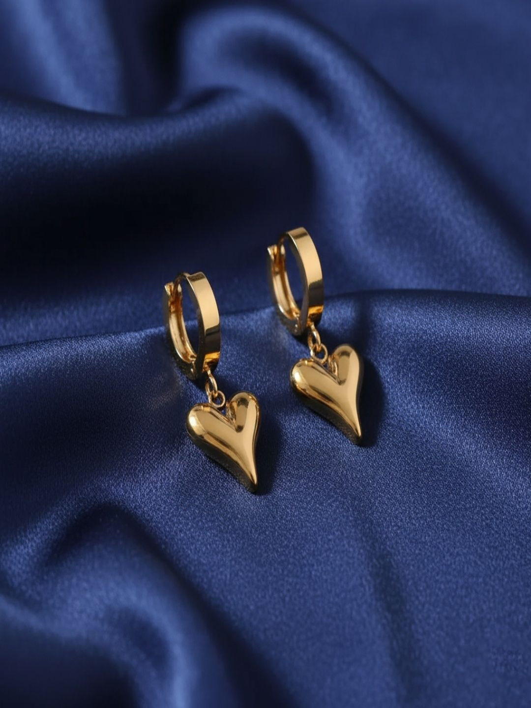 RACHIVA Heart Shaped Drop Earrings