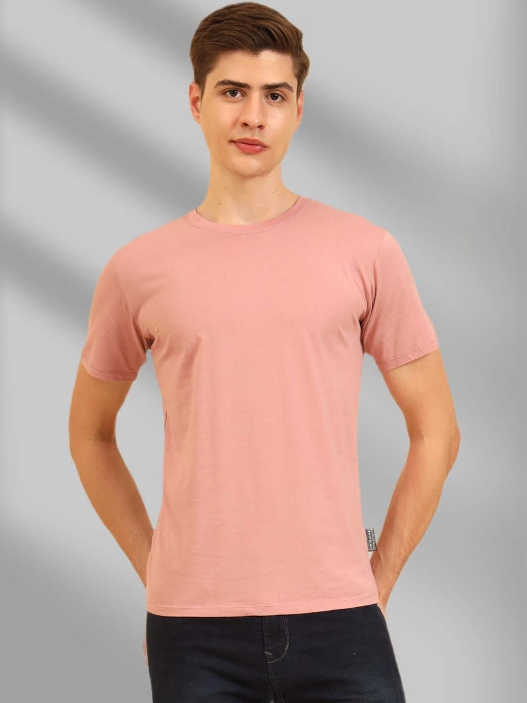 UNIQSOME Men T-shirt