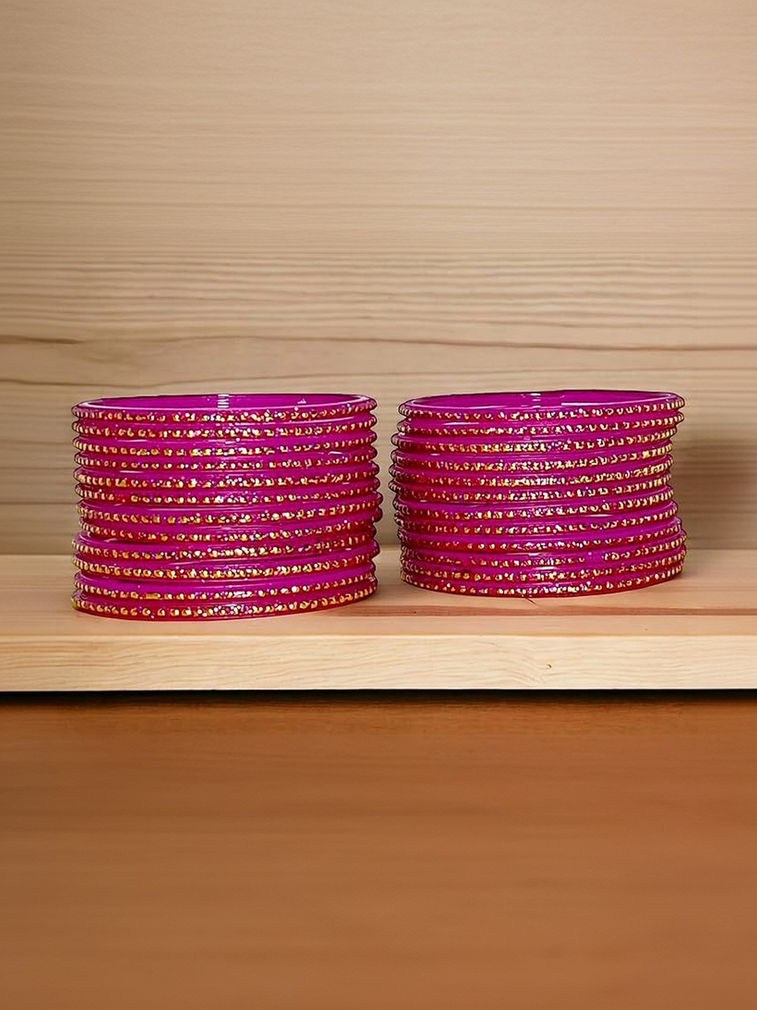 SD Star Magenta Glass Artificial Stones & Beads Bangle