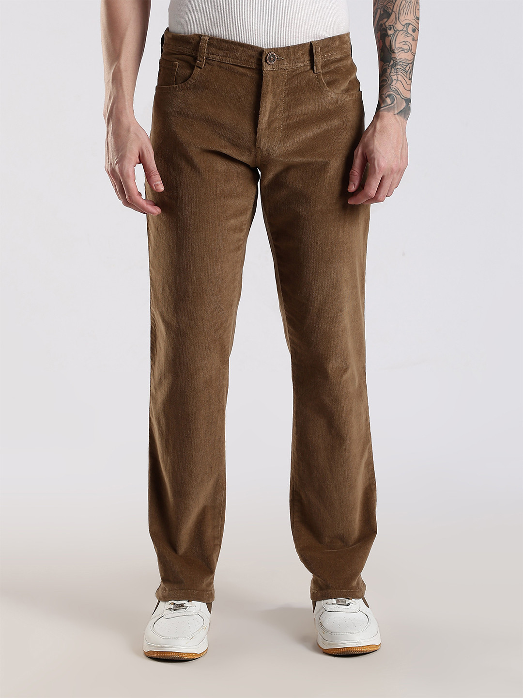 NEVER NEUD Men Relaxed Straight Fit Corduroy Trousers