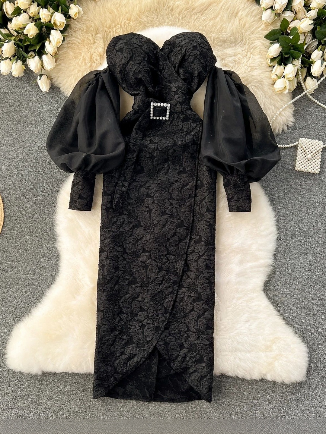 MONRSH Puff Sleeve Midi Dress