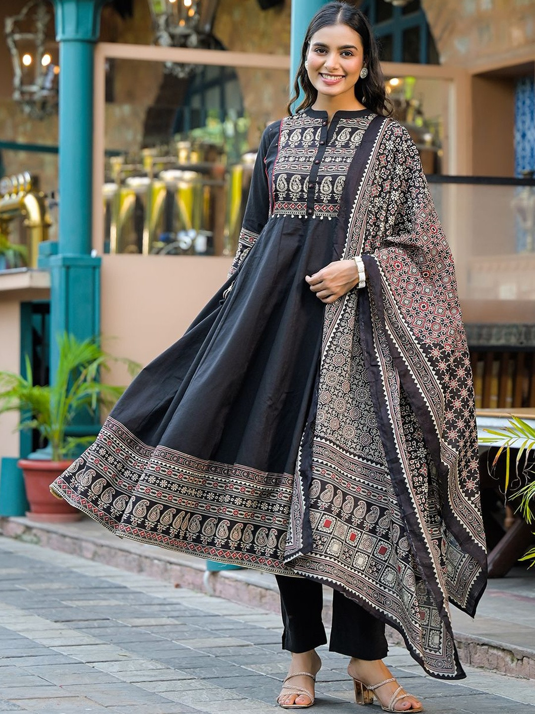 Divena Women Ethnic Motifs Printed Panelled Pure Cotton Kurta with Trousers & With Dupatta