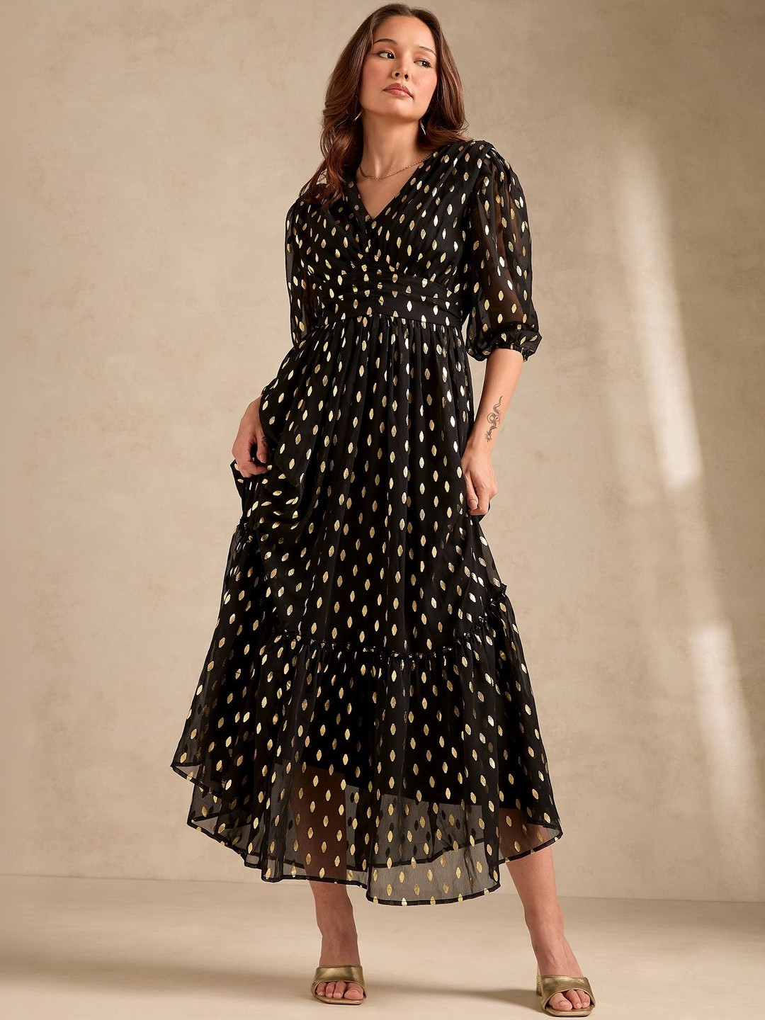 Elegant Black Abstract Print Maxi Dress