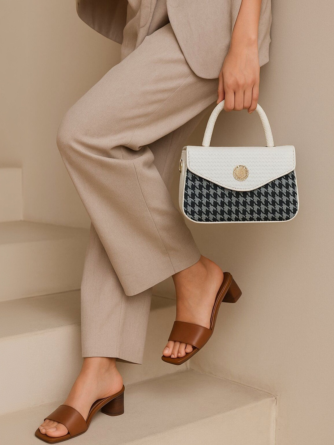 Haute Handles Printed PU Structured Handheld Bag