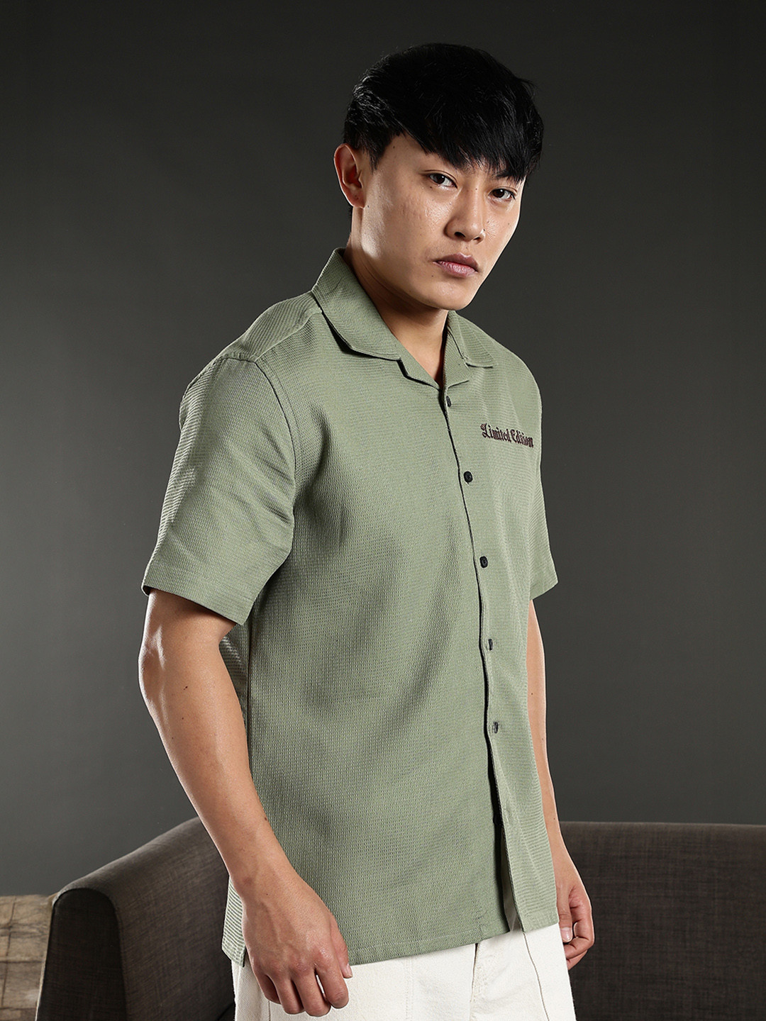 Eszett Limited Edition Embroidered Cutaway Collar Oversized Cotton Casual Shirt