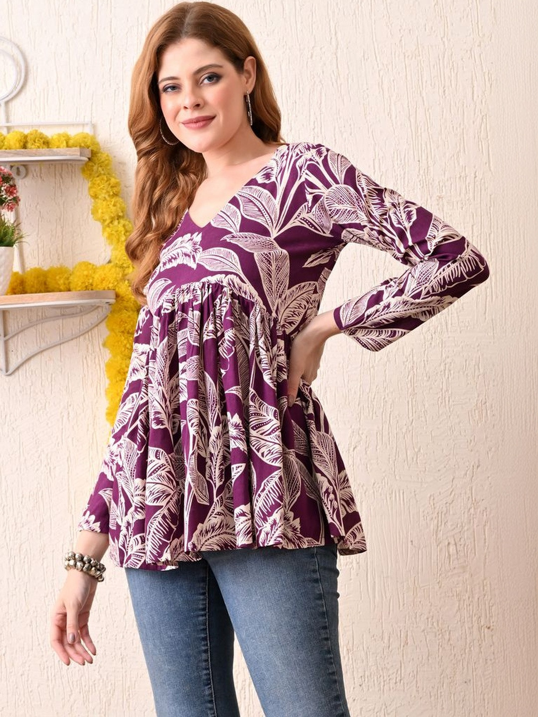 KHUHA Botanical Printed V-Neck Empire Kurti