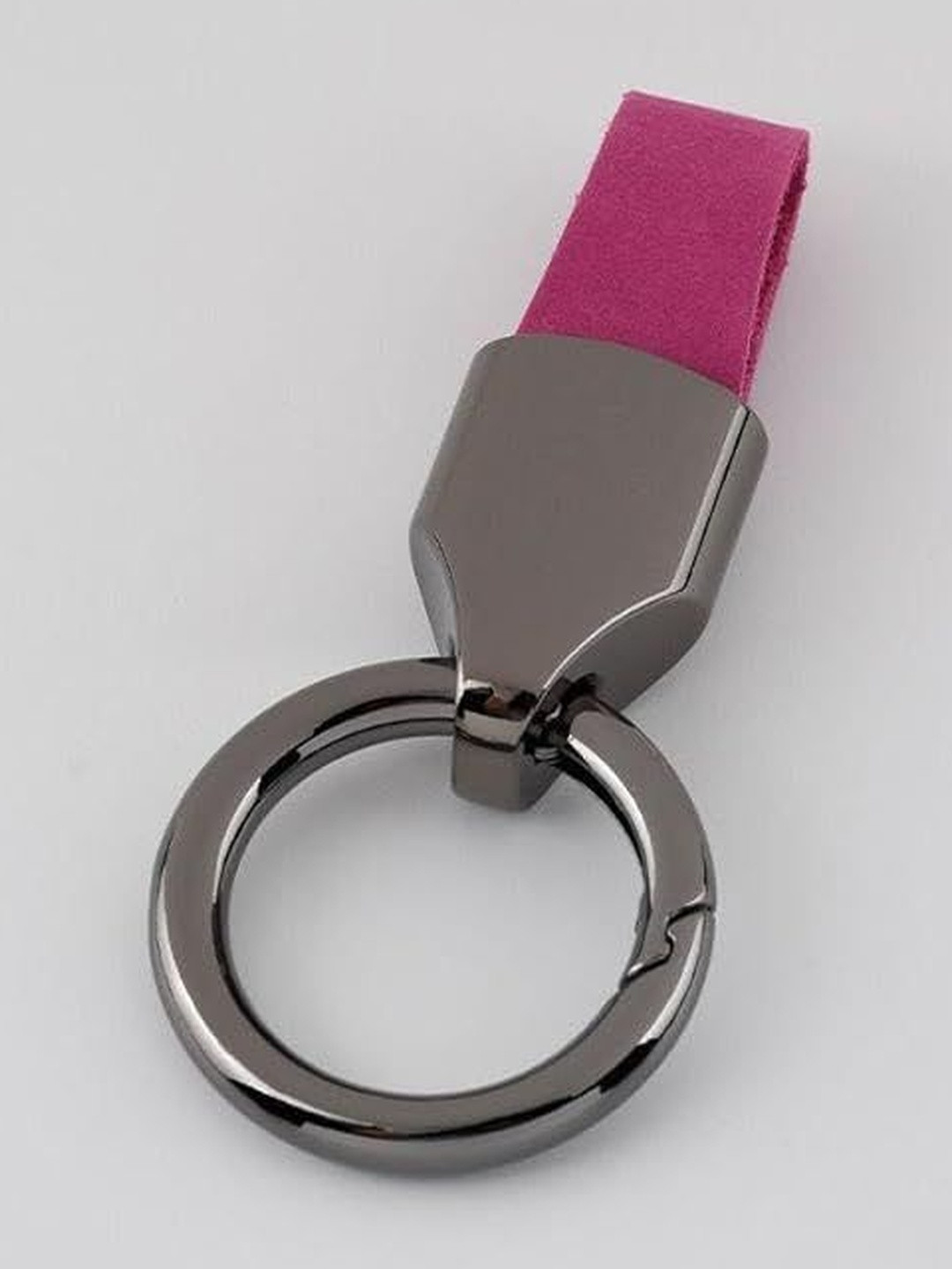 AUGEN Alloy Car Keychain Holder