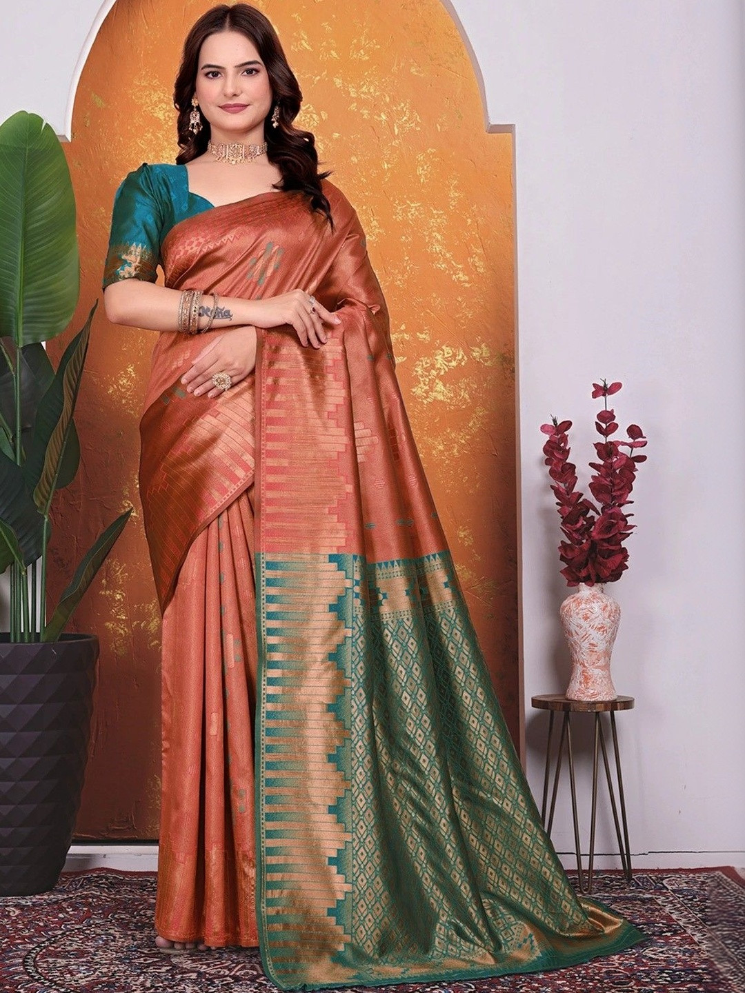 Parvanya Fashion Hub Silk Blend Designer Saree