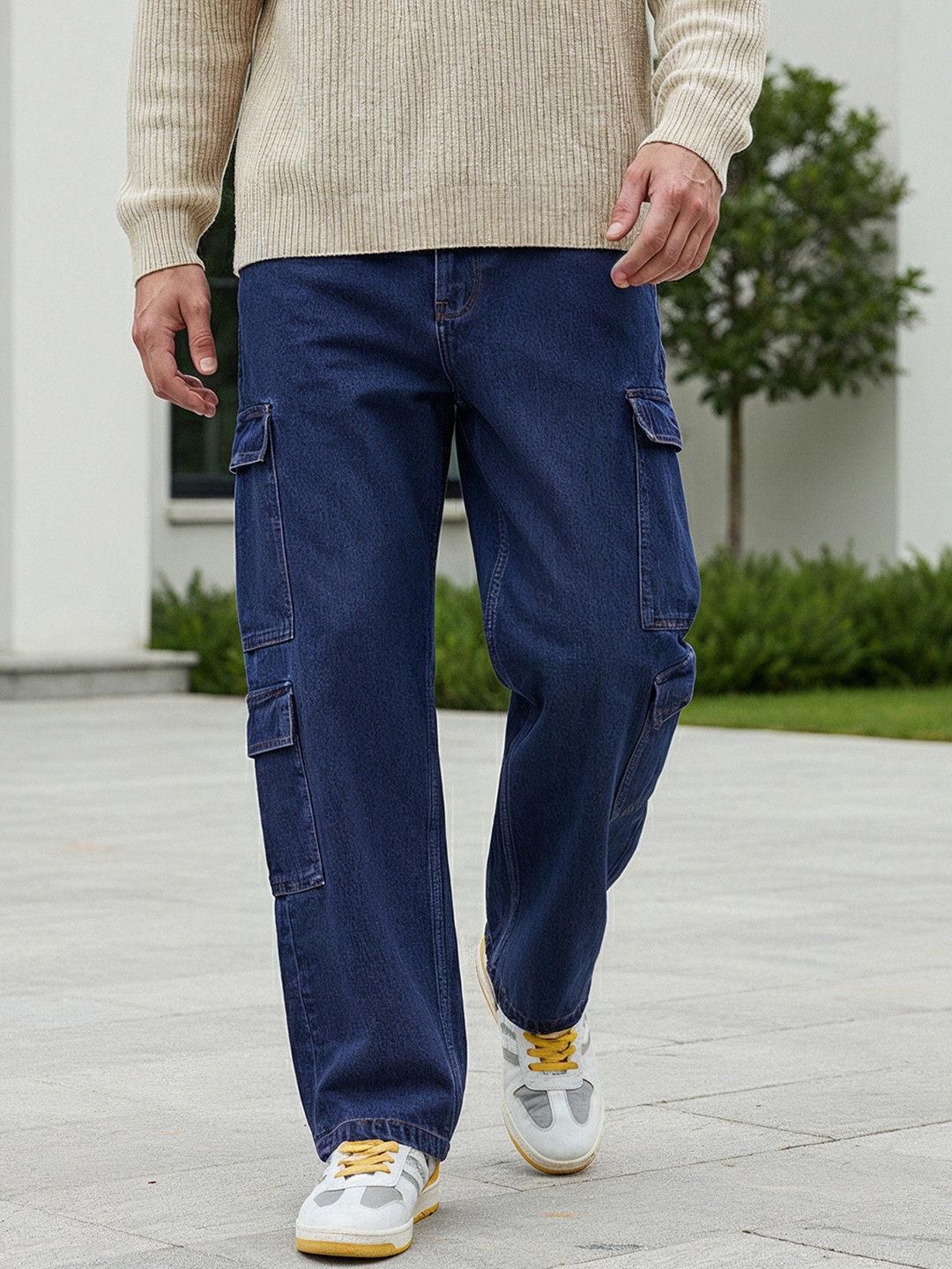 Bewakoof Men's Indigo Blue Baggy Washed Cargo Mid-Rise Jeans