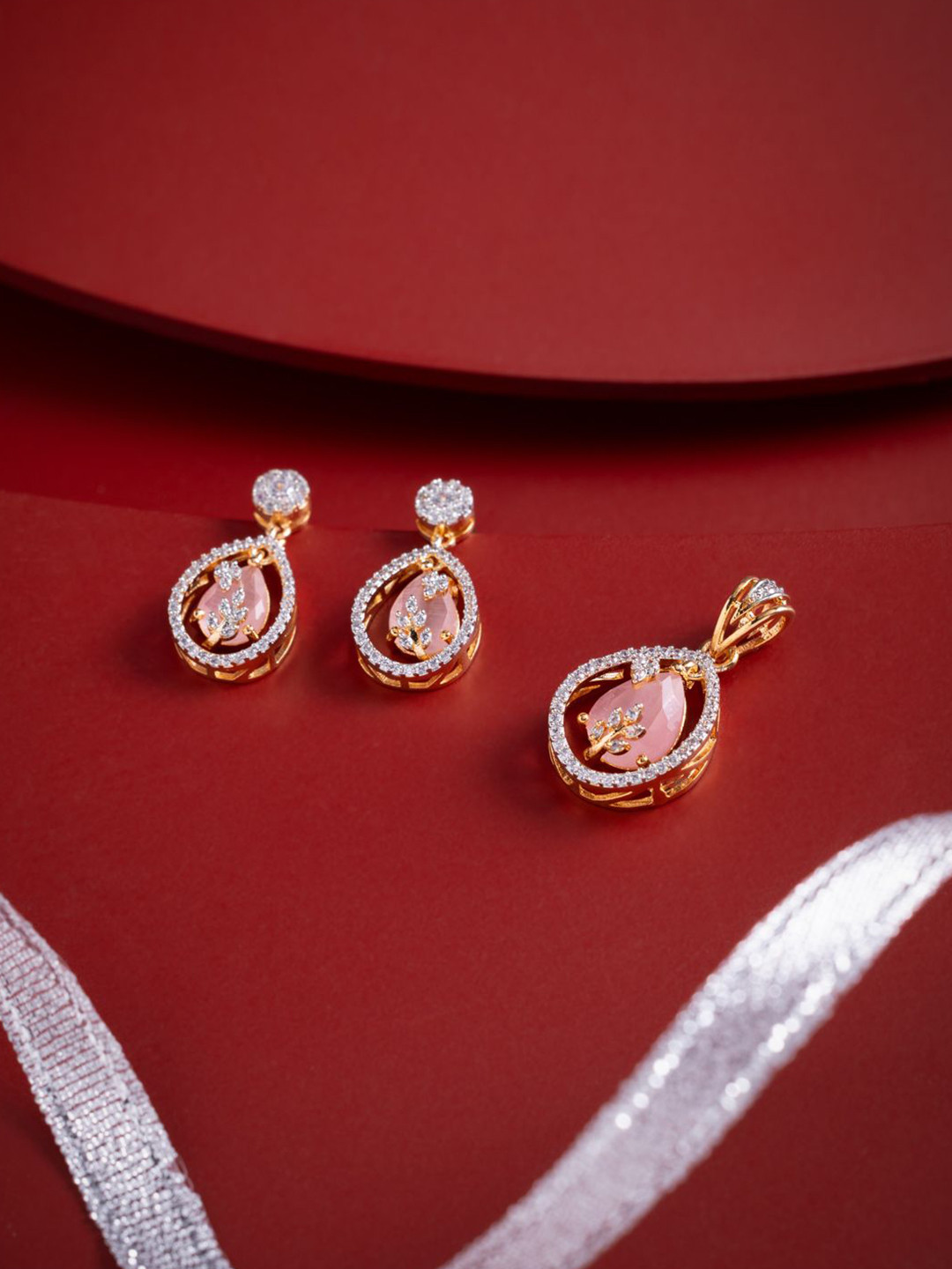 Kushal's Fashion Jewellery Pink Gold-Plated Party Pendant Set