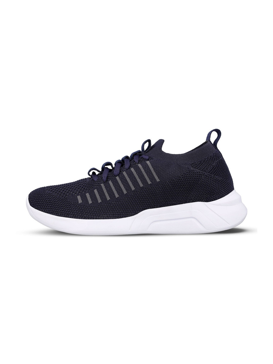 Walkaroo Men Running Non-Marking Sports Shoes