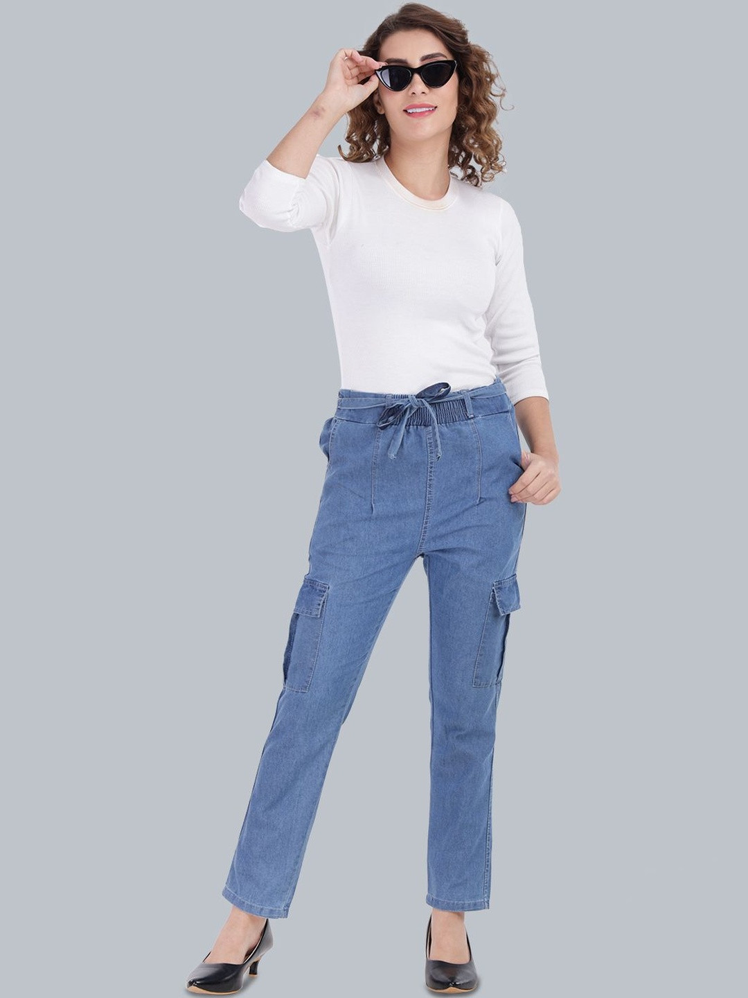 MM-21 Women Classic Straight Fit High-Rise Pleated Cargos Trousers