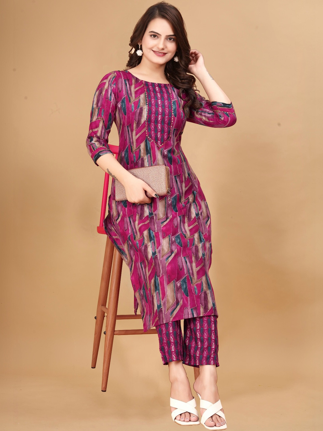 Women Basket Women Printed Regular Kurta with Trousers