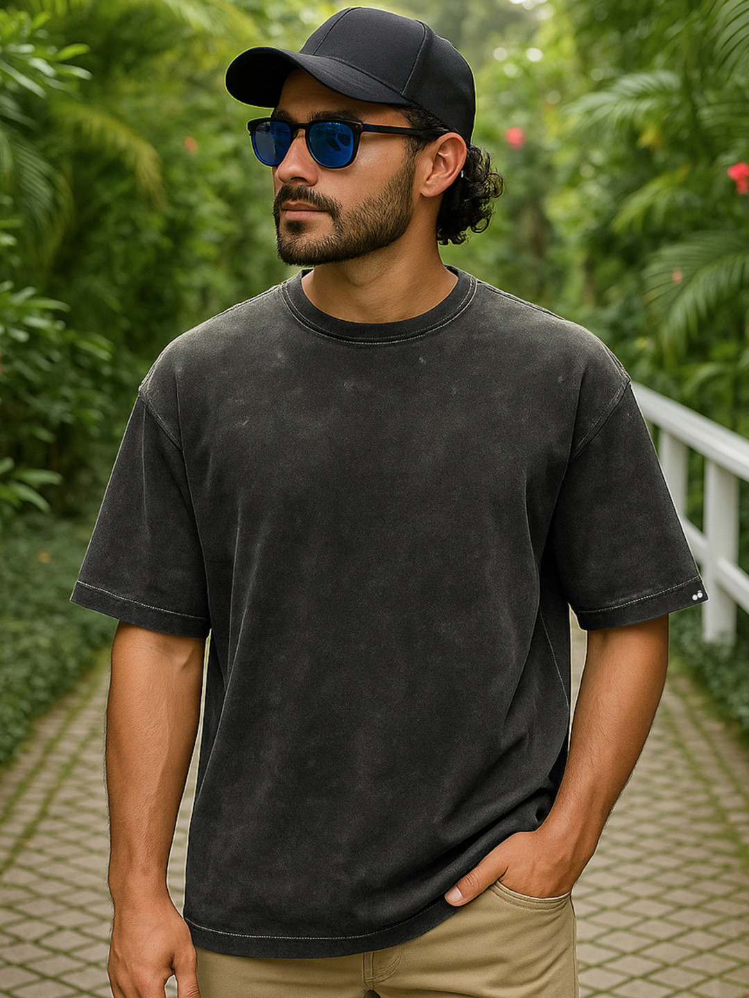 Bewakoof Men Faded Oversize T-shirt