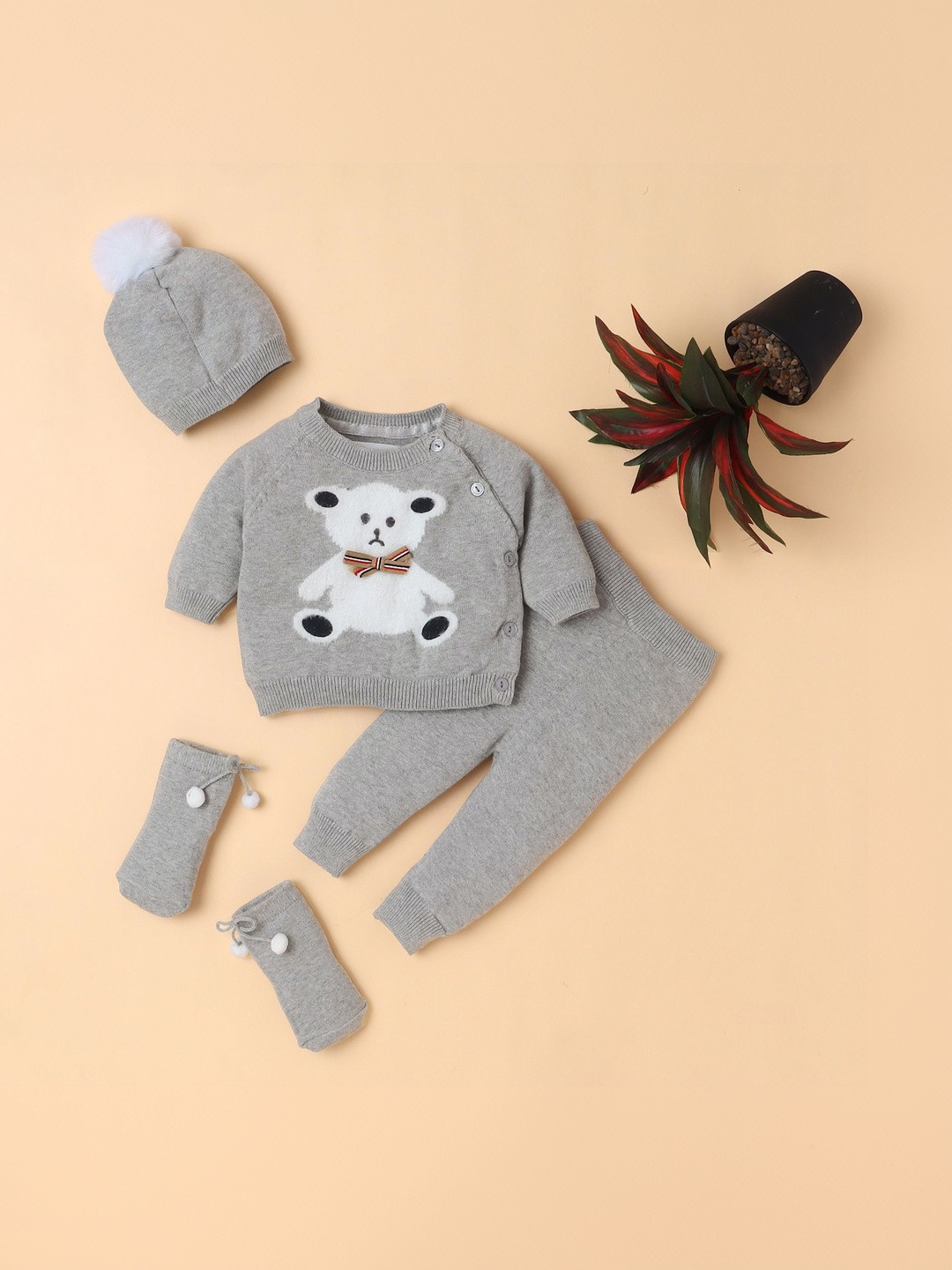 Yellow Apple Unisex Kids Printed T-shirt with Trousers