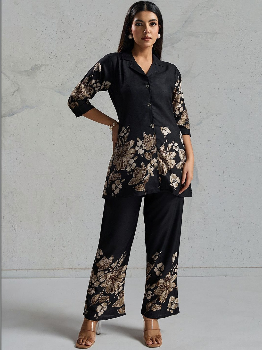 New Gravity Export Women Floral Printed Regular Pure Cotton Kurta with Trousers