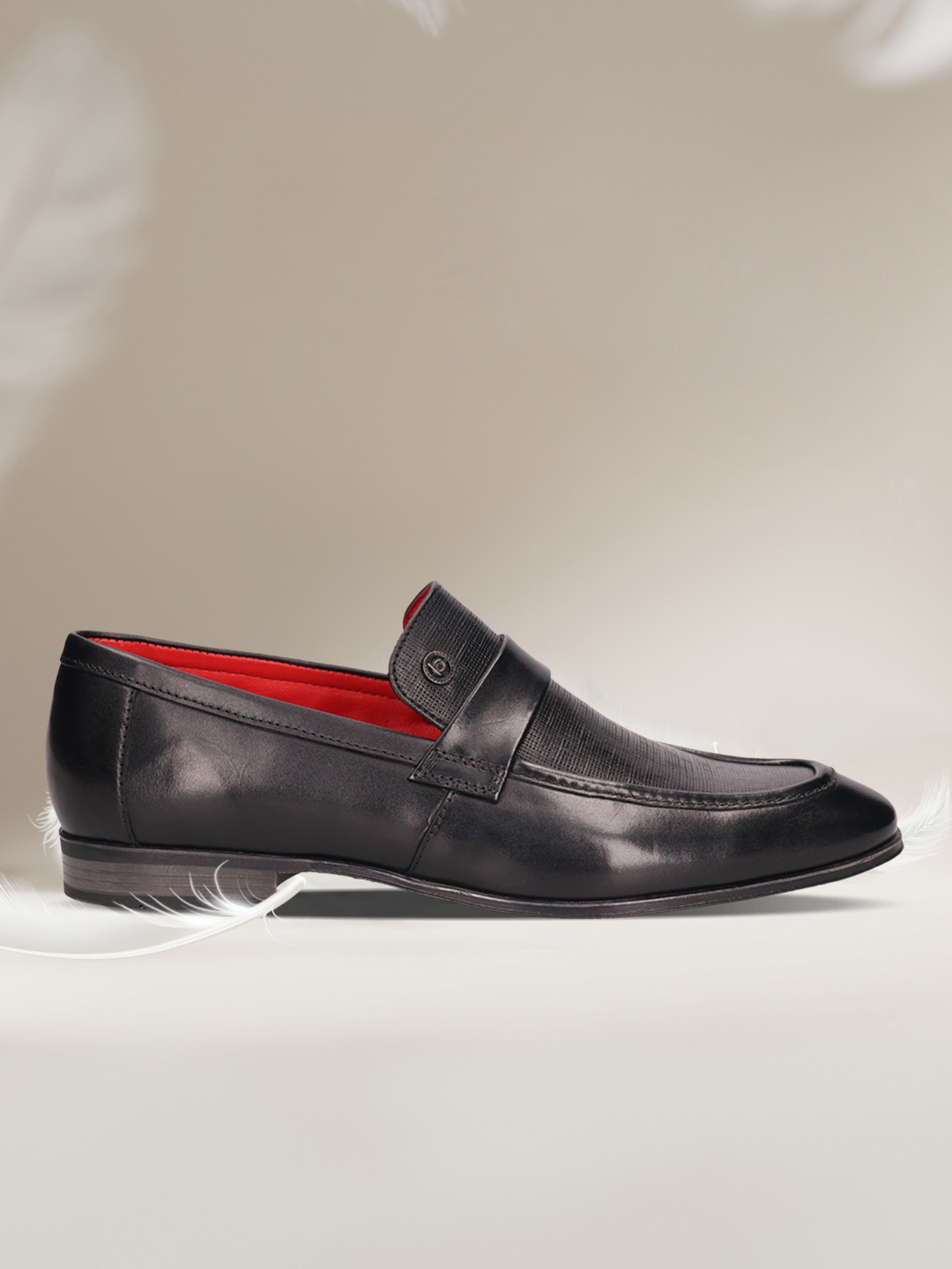 Bugatti Matina Men Textured Round Toe Leather Penny Loafers