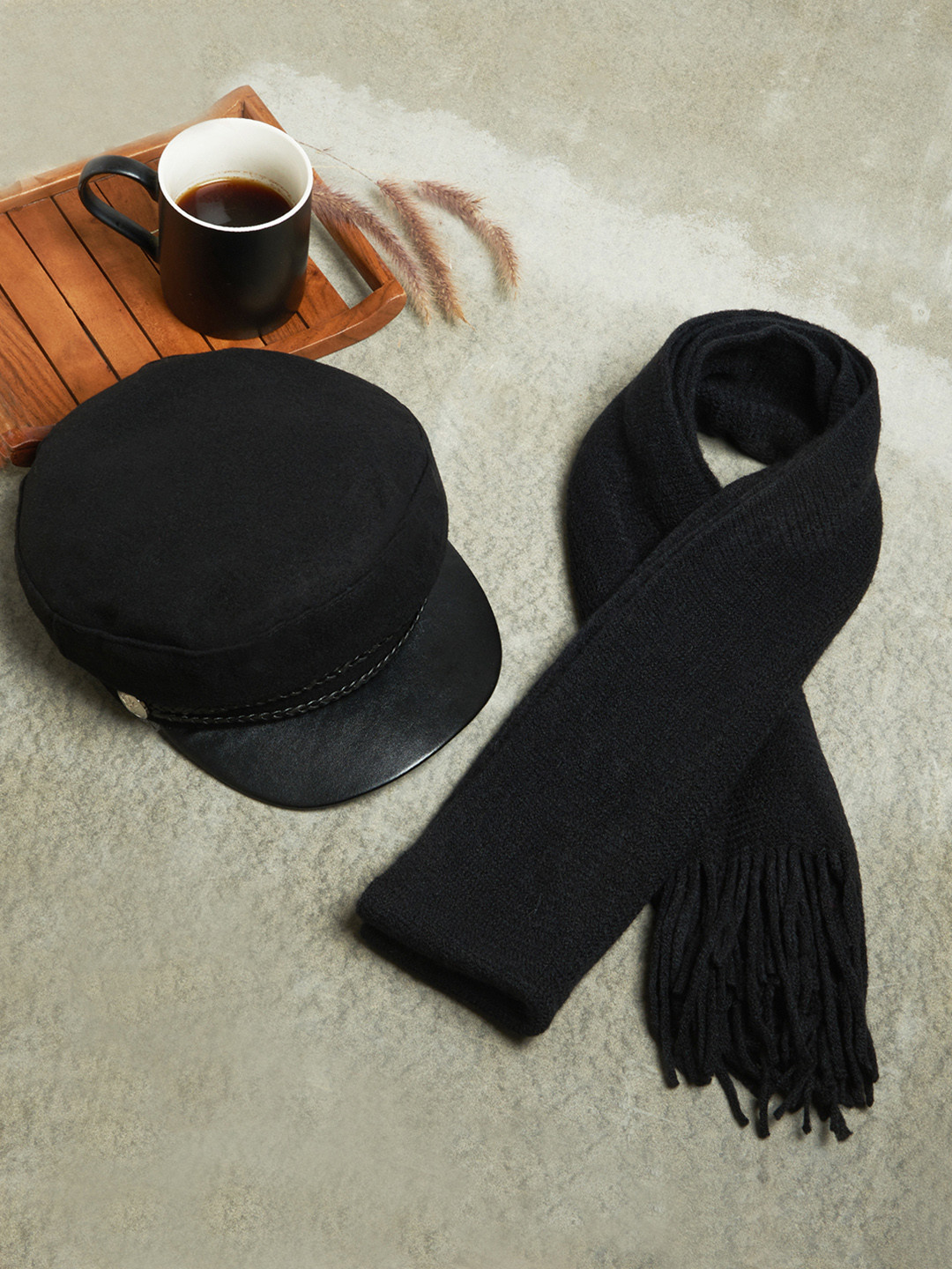 ToniQ Tasselled Woollen Stole With Cap