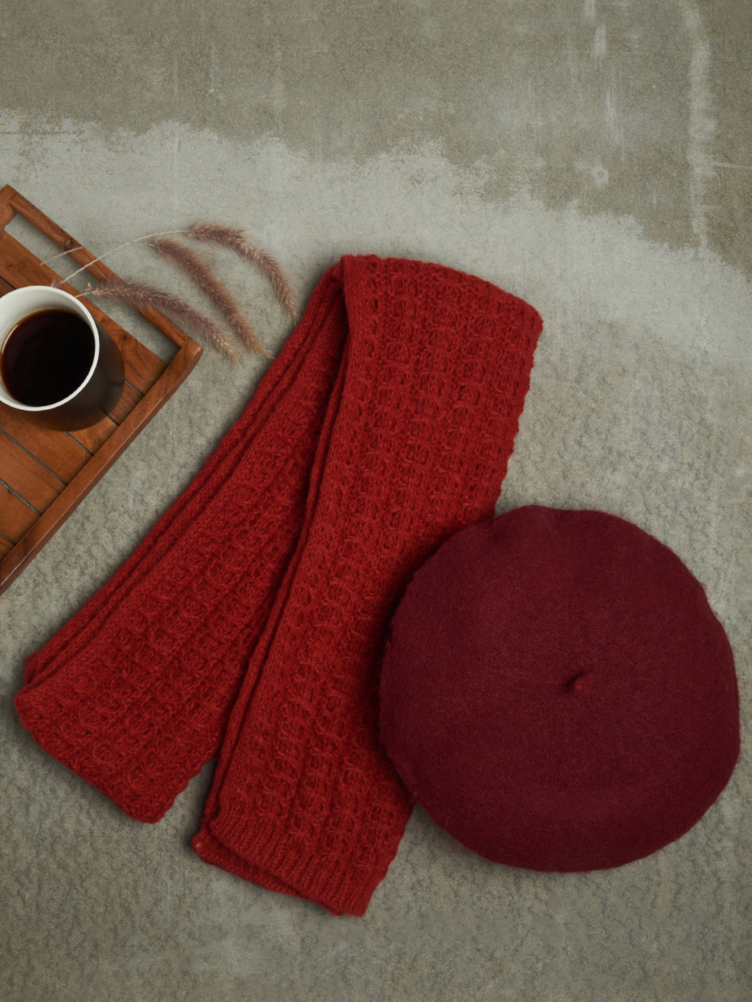 ToniQ Self-Design Woollen Muffler With Cap