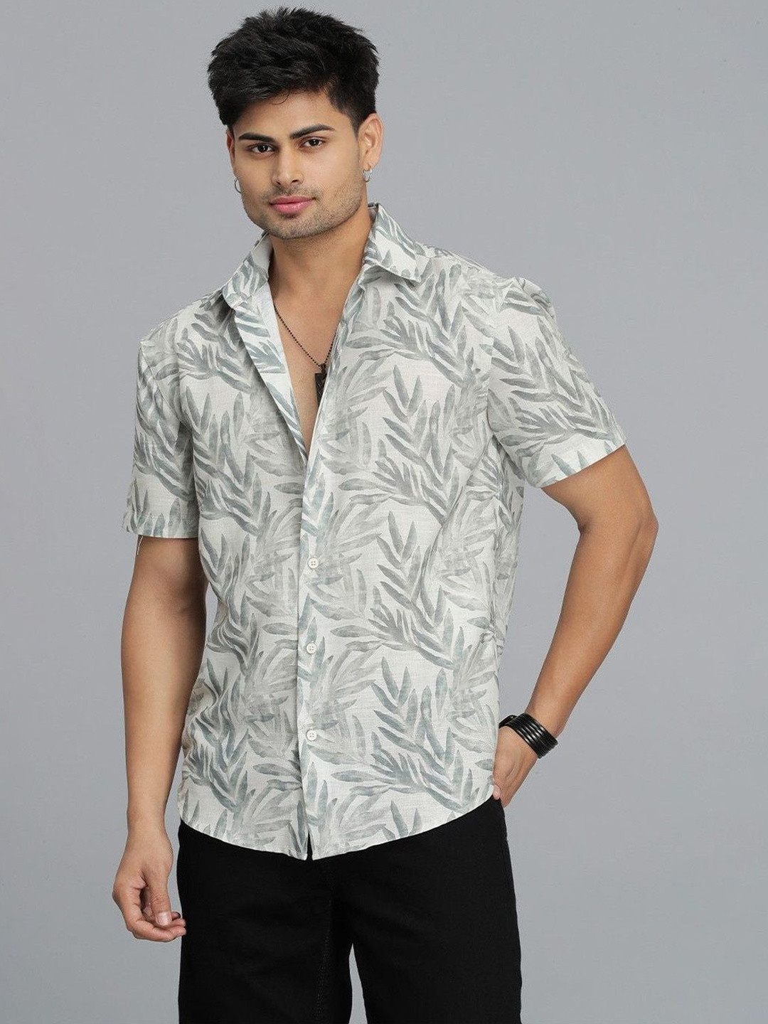 Rookies Men Slim Fit Printed Casual Shirt