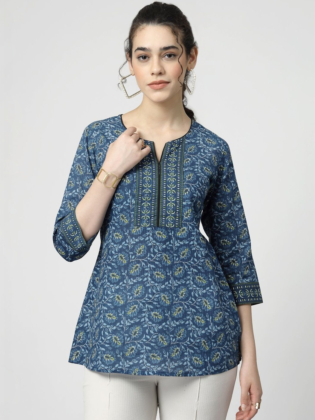 QOMN Floral Print Ethnic Cotton Top