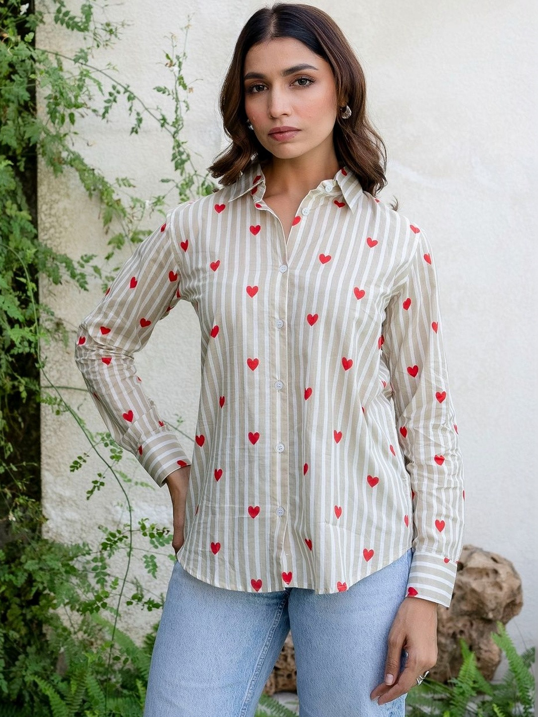 HUKUM Women Relaxed Printed Casual Shirt
