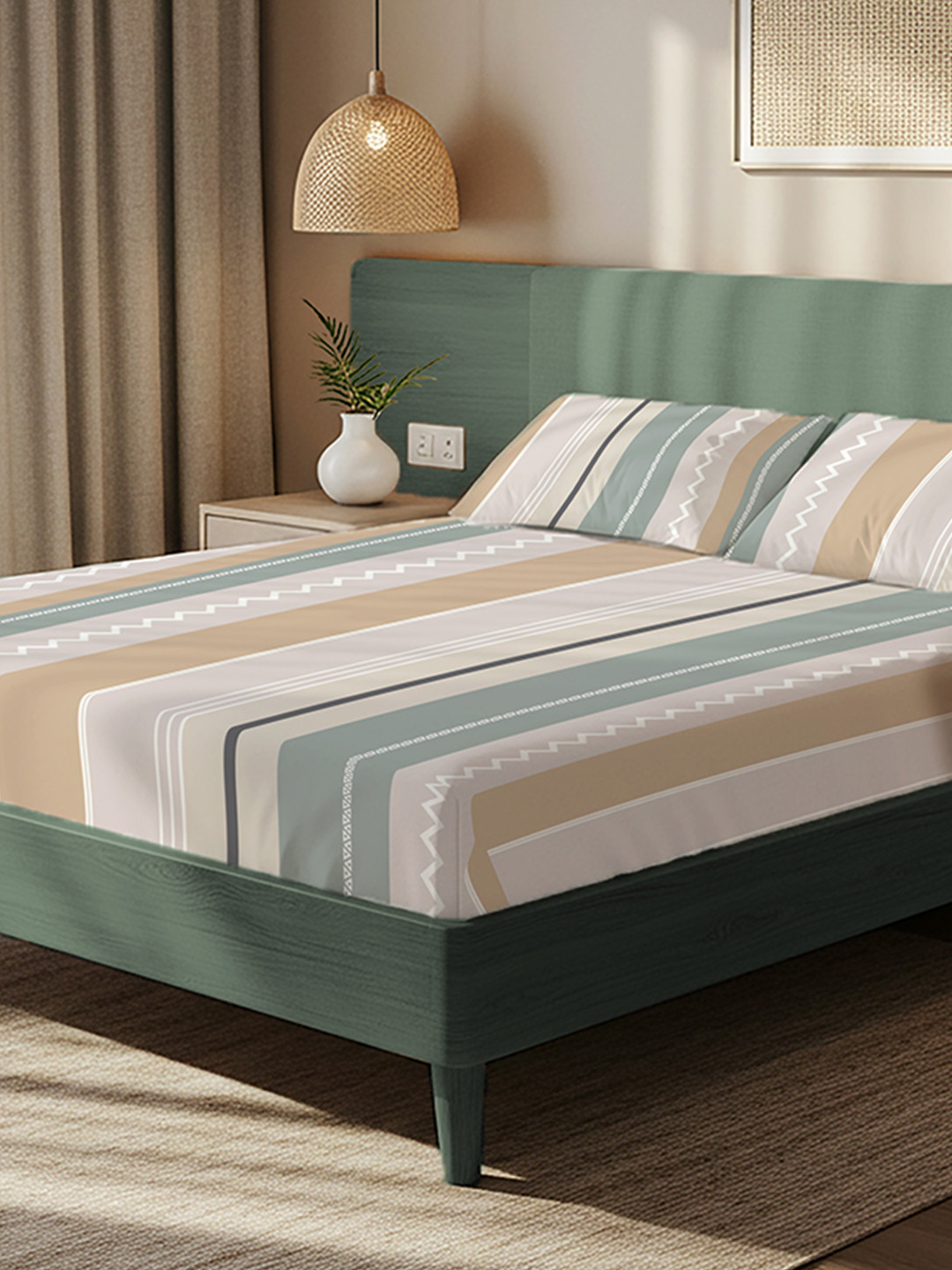 URBAN SPACE River Bands Mauve Striped Microfiber 200 TC Queen Bedsheet Set 2.54 x 2.28 m