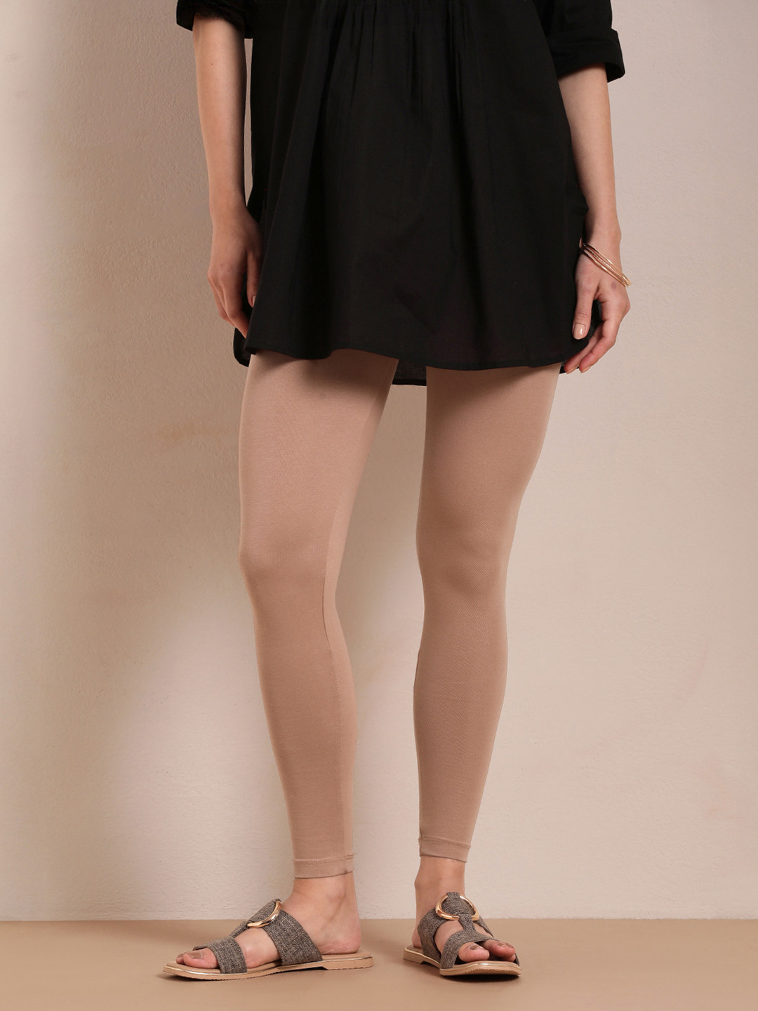 TWIN BIRDS Women Peach-Colored Solid Ankle-Length Leggings