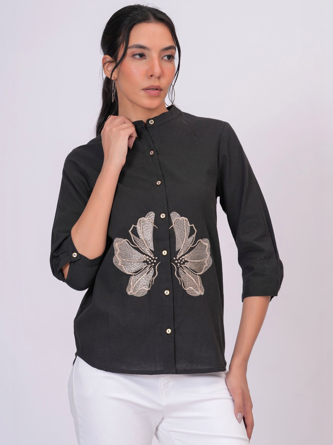 STIL O STITCH Floral Embroidered Mandarin Collar Roll-Up Sleeves Cotton Top