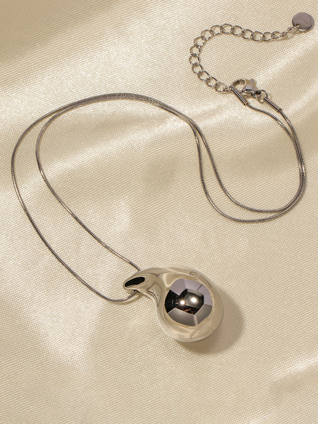 Aiza Silver Plated Eternal Teardrop Charm Pendant with chain